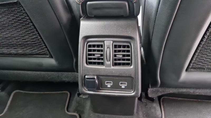 Renault Captur E-Tech Plug-In 160 Initiale Paris