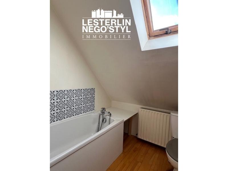 Maison - 96 m² - 4 pièces