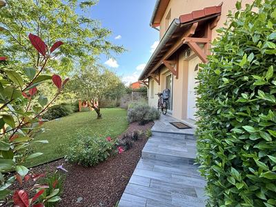 Villa - 160 m² - 8 pièces