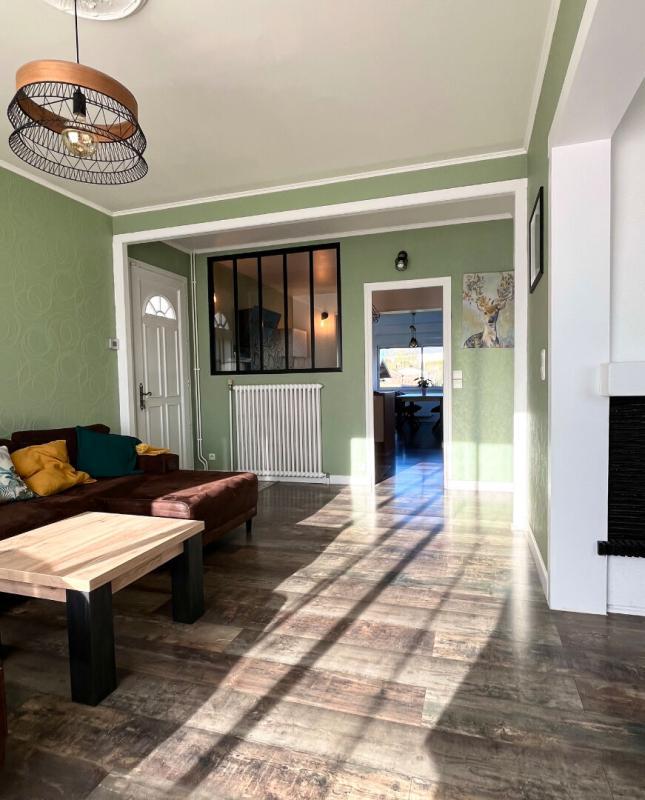 Maison - 140 m² - 6 pièces