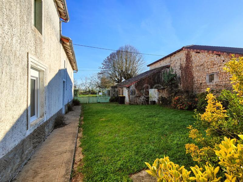 Maison - 103 m² - 4 pièces