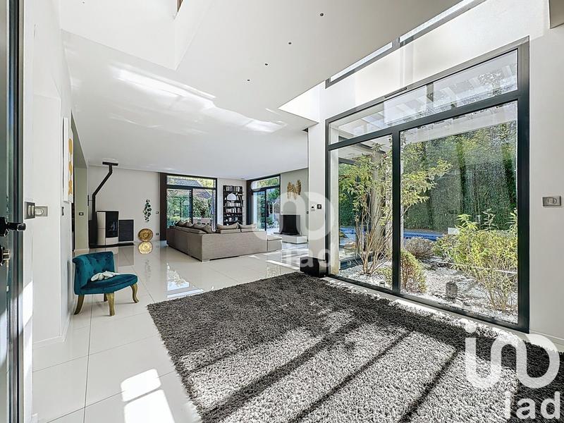 Maison de maîtres - 198 m² - 7 pièces