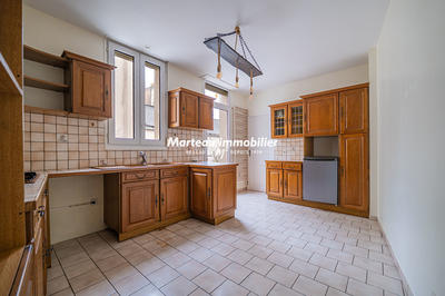 Maison - 166 m² - 6 pièces