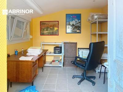 Maison - 150 m² - 10 pièces