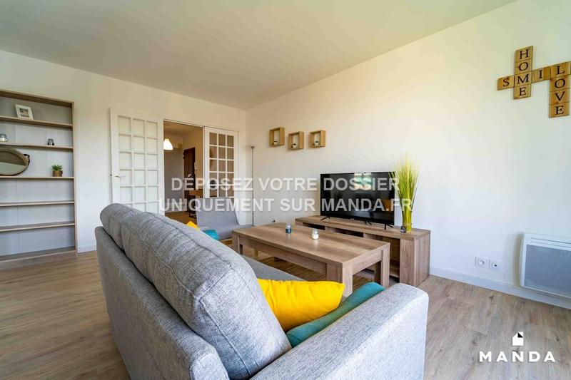 Chambre - 10 m² - 5 pièces