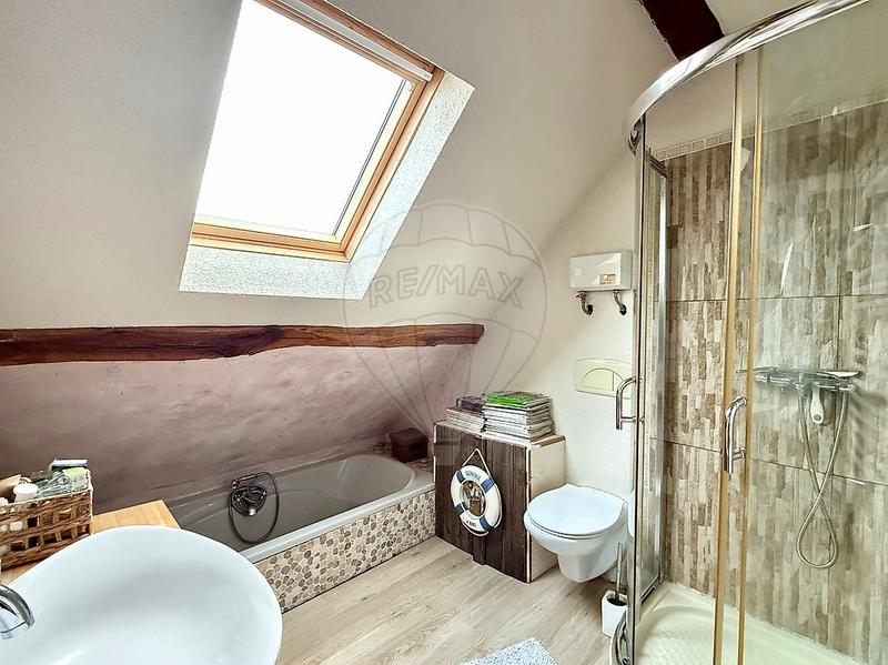 Maison - 112 m² - 6 pièces