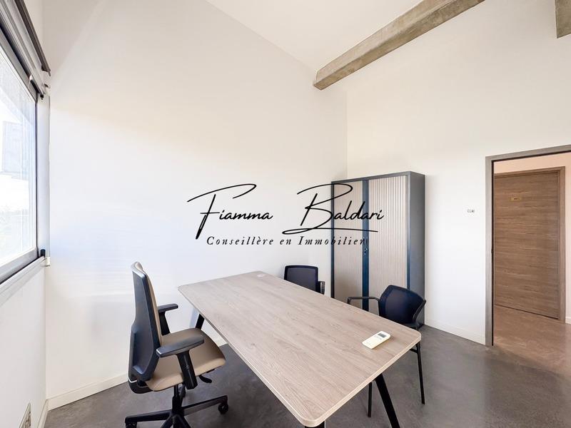 Bureau - 10 m² - 1 pièce