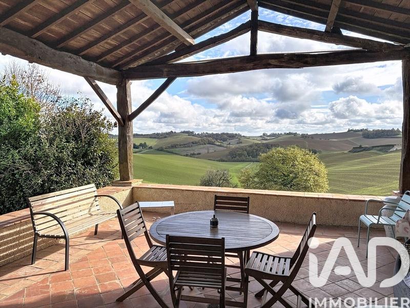 Maison de village - 183 m² - 4 pièces