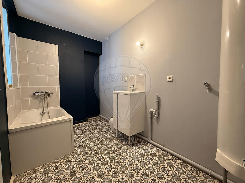 Immeuble - 56 m² - 3 pièces