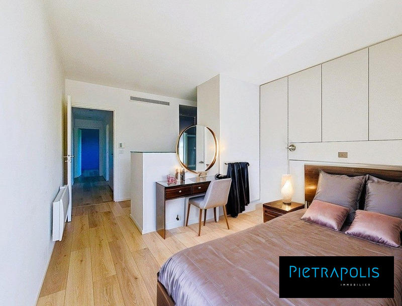 Appartement - 127 m² - 5 pièces