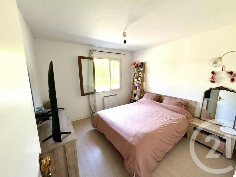 Pavillon - 97 m² - 5 pièces