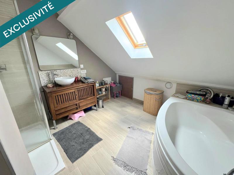 Maison - 143 m² - 5 pièces