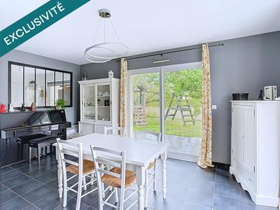 Maison - 137 m² - 7 pièces