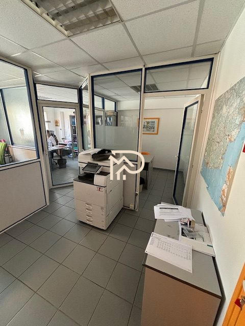 Bureau - 110 m²