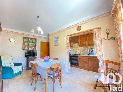 Maison - 98 m² - 5 pièces