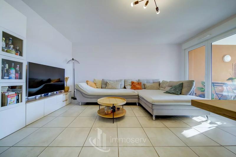 Appartement - 80 m² - 4 pièces