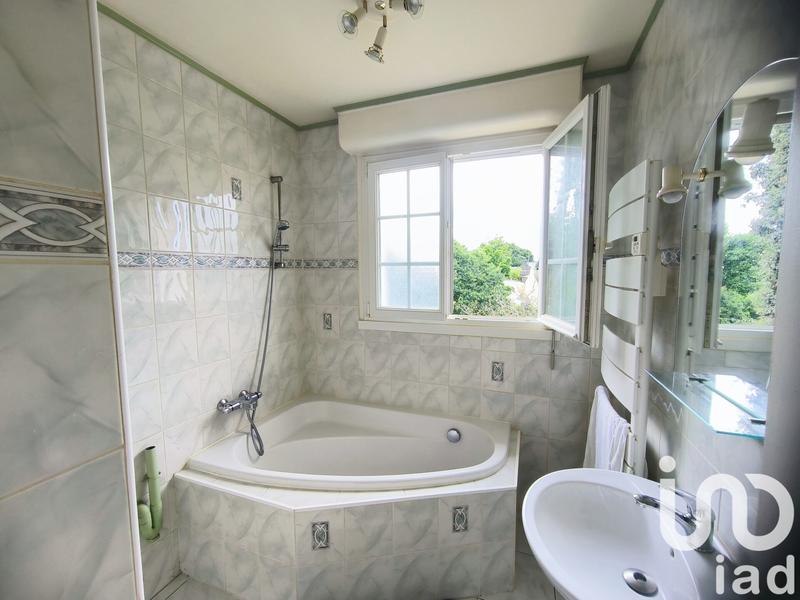 Maison - 113 m² - 6 pièces