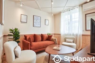 Chambre - 9 m² - 1 pièce