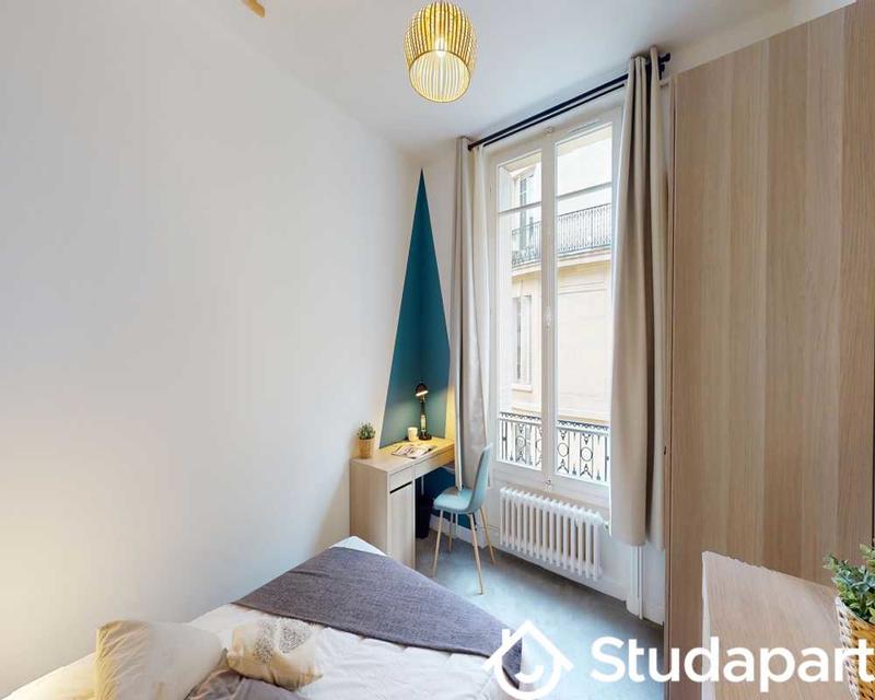 Chambre - 230 m² - 1 pièce