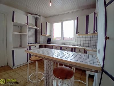 Appartement - 80 m² - 4 pièces