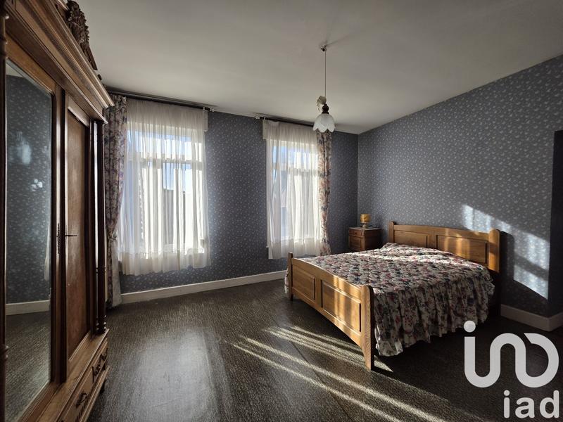 Maison - 152 m² - 9 pièces