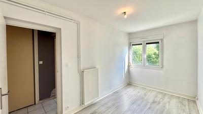 Appartement - 70 m² - 4 pièces