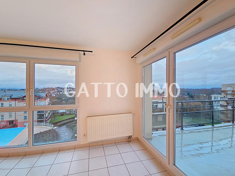 Appartement - 81 m² - 3 pièces