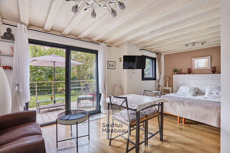 Maison - 200 m² - 6 pièces