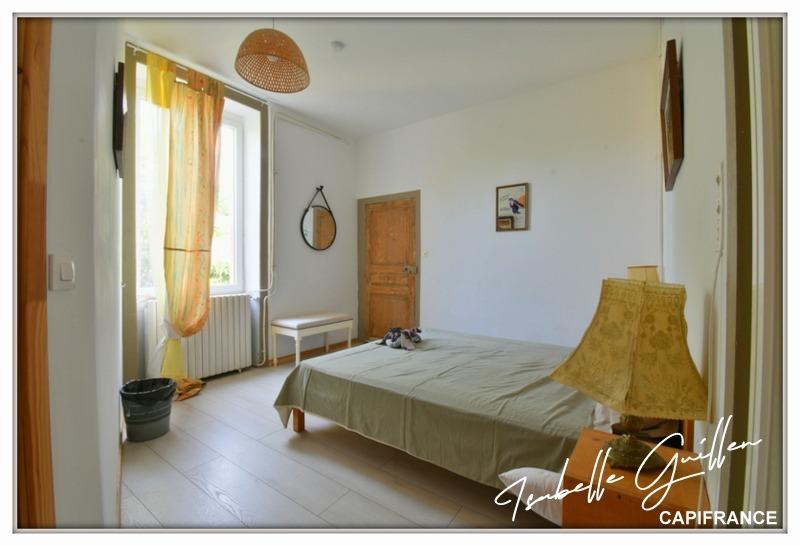 Maison - 352 m² - 9 pièces