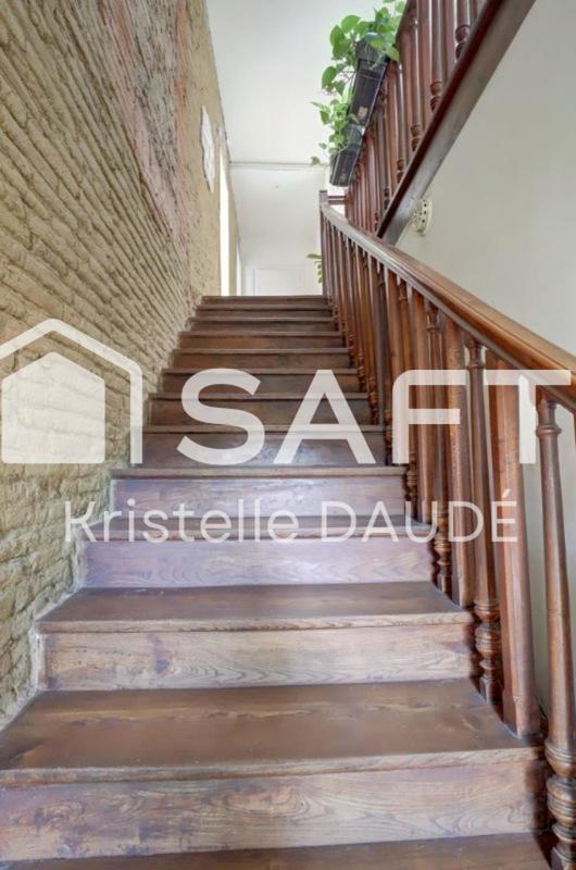 Maison - 302 m² - 7 pièces