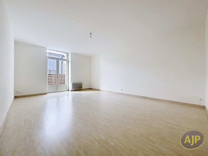Appartement - 72 m² - 3 pièces