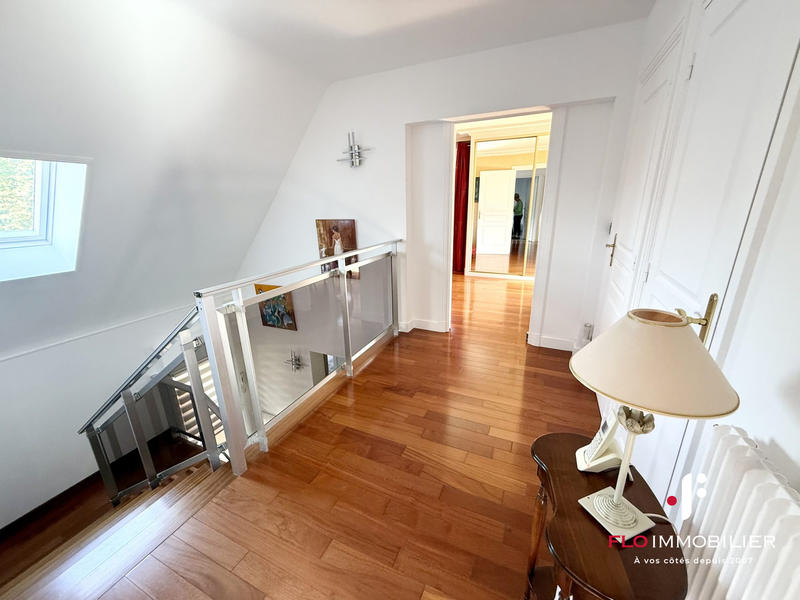 Maison - 140 m² - 7 pièces