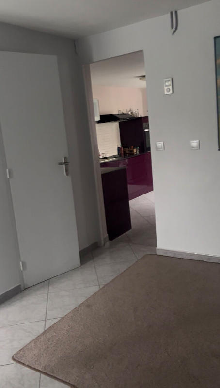 Maison - 92 m² - 5 pièces