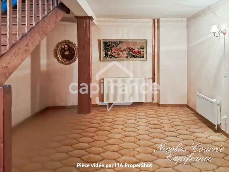 Maison - 214 m² - 5 pièces