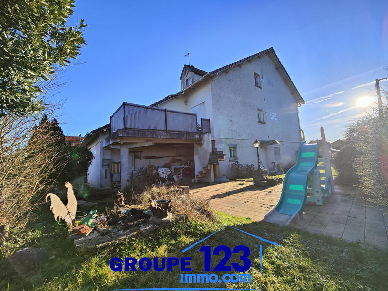 Maison - 166 m² - 8 pièces