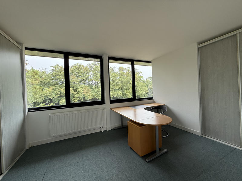 Bureau - 170 m²