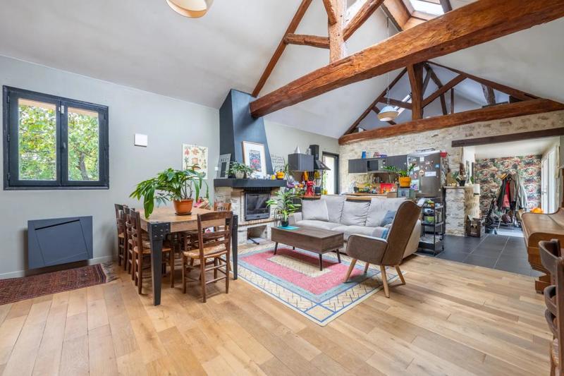 Maison - 140 m² - 5 pièces