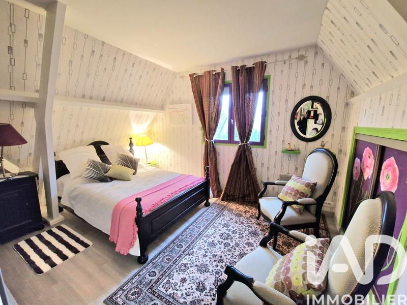 Maison - 182 m² - 7 pièces