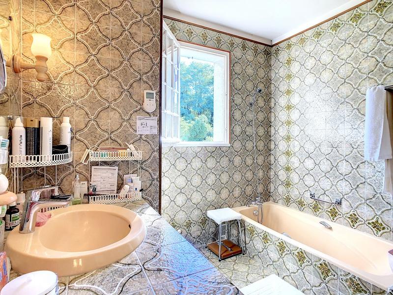 Maison - 185 m² - 5 pièces