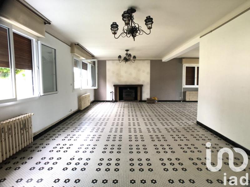 Maison - 186 m² - 9 pièces