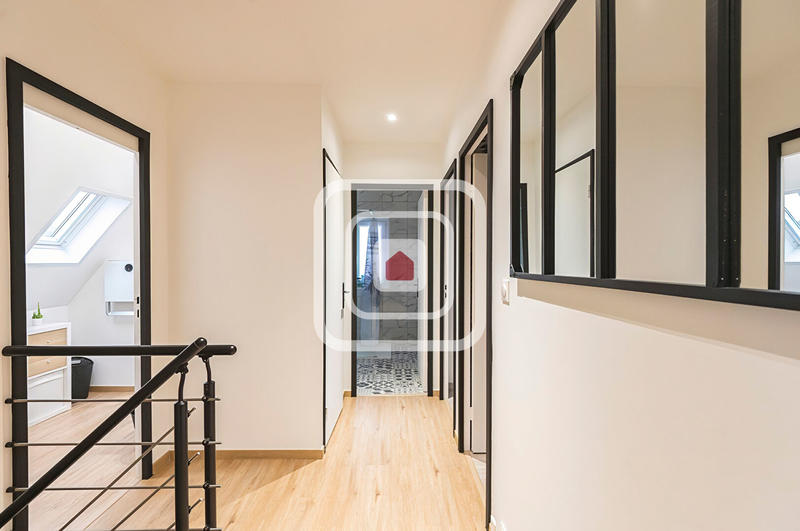 Maison - 124 m² - 6 pièces