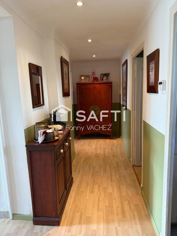 Appartement - 92 m² - 4 pièces