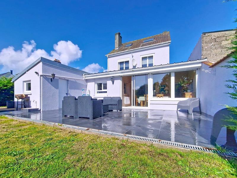 Maison - 114 m² - 7 pièces