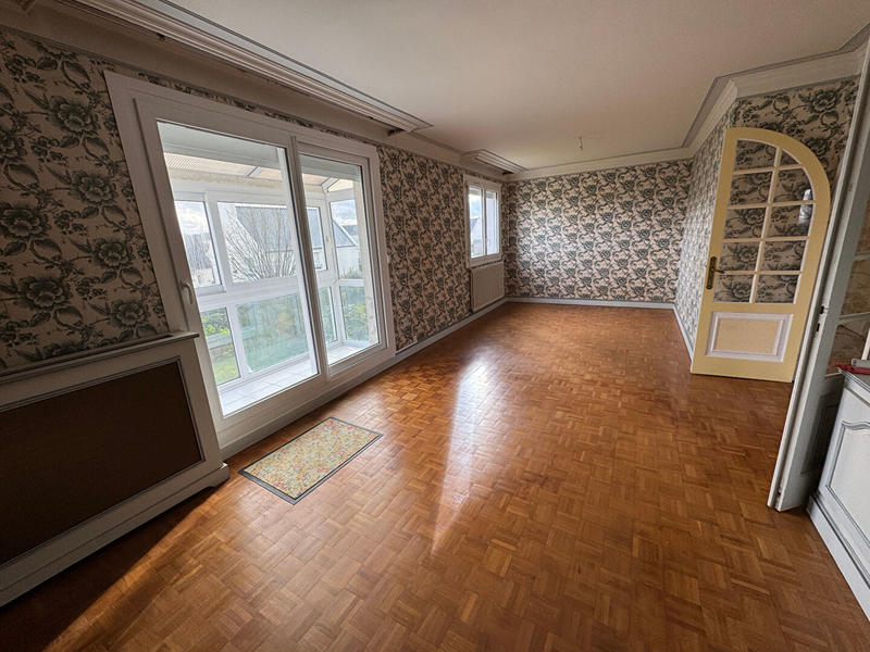 Maison - 112 m² - 7 pièces