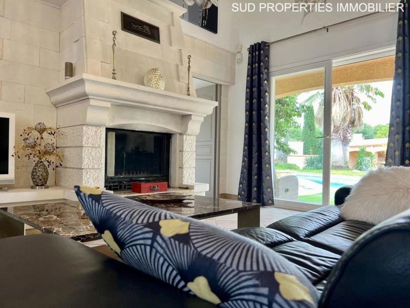 Villa - 297 m² - 7 pièces