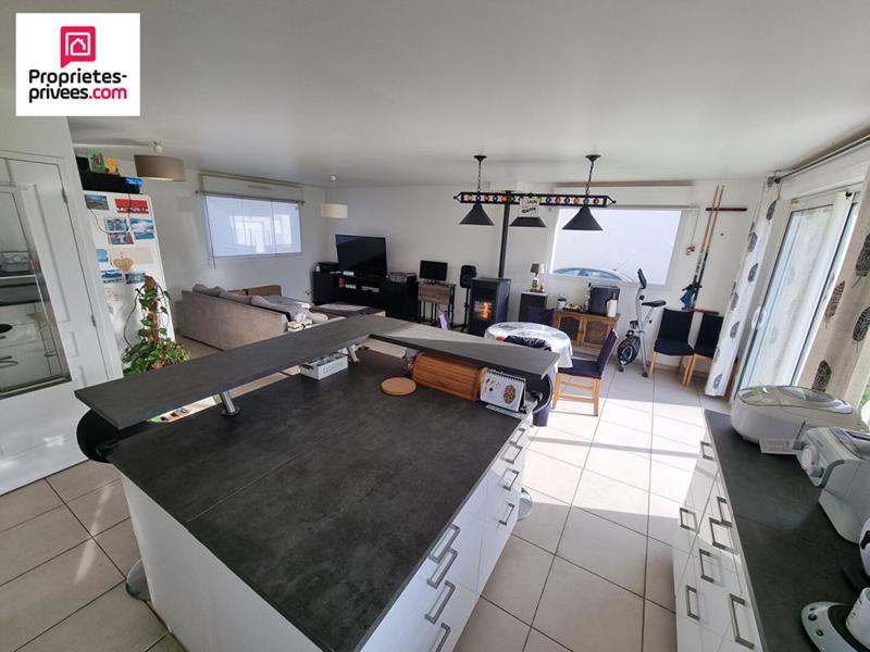 Maison - 90 m² - 5 pièces