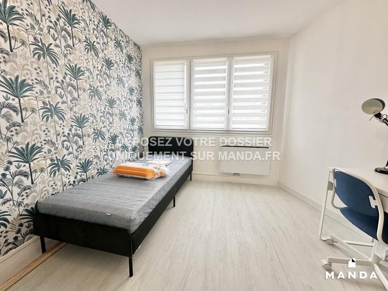 Chambre - 9 m² - 4 pièces