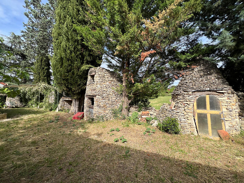 Maison - 100 m² - 2 pièces