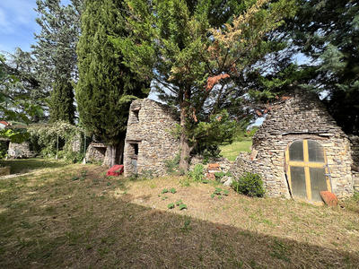 Maison - 100 m² - 2 pièces