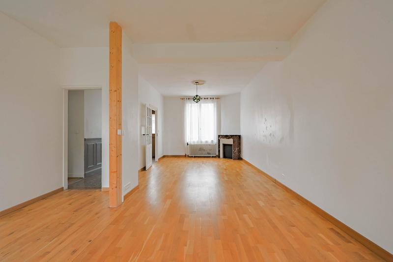 Maison - 102 m² - 6 pièces
